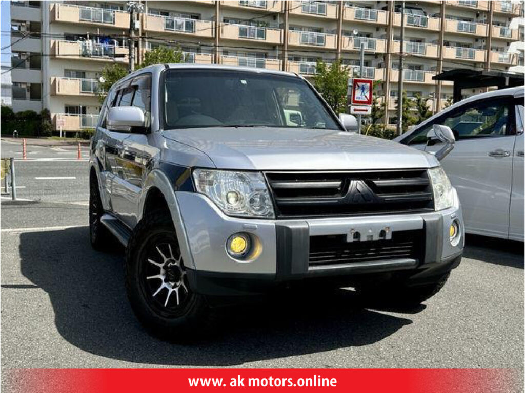 2006 MITSUBISHI PAJERO